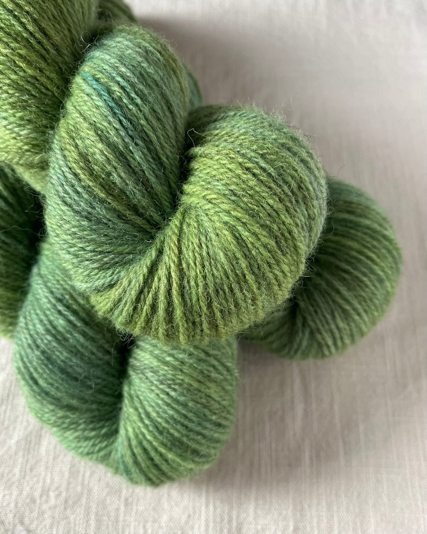 ‘Selkie' Exmoor Blueface/Zwartbles DK - Ginger Pink Yarns