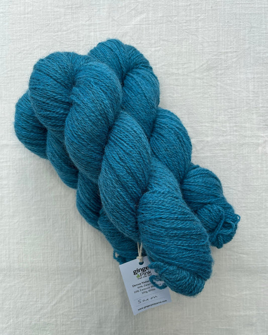 'Electric' Exmoor Blueface/Zwartbles 4ply - Ginger Pink Yarns
